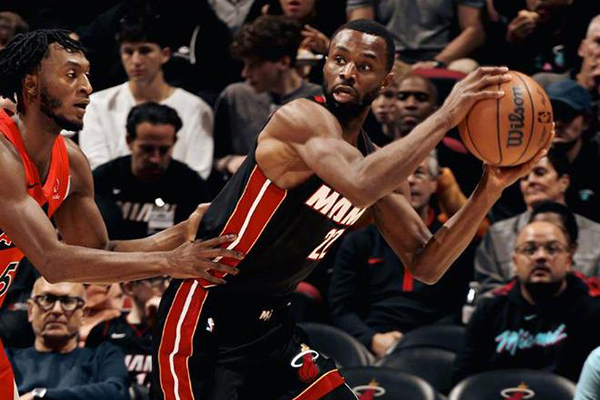 主场失守！热火三大主力下半场哑火，<a href=/lanqiu360/raptors/ target=_blank class=infotextkey>猛龙</a>逆转终结四连败