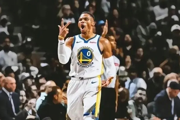 勇士队困境：高龄阵容与续约难题的双重考验